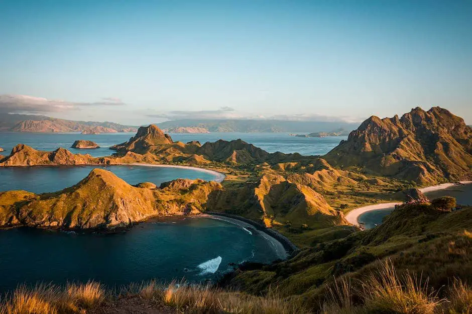 Los 10 Mejores Barrios En West Bay Islas Caimán Kurby Real Estate AI