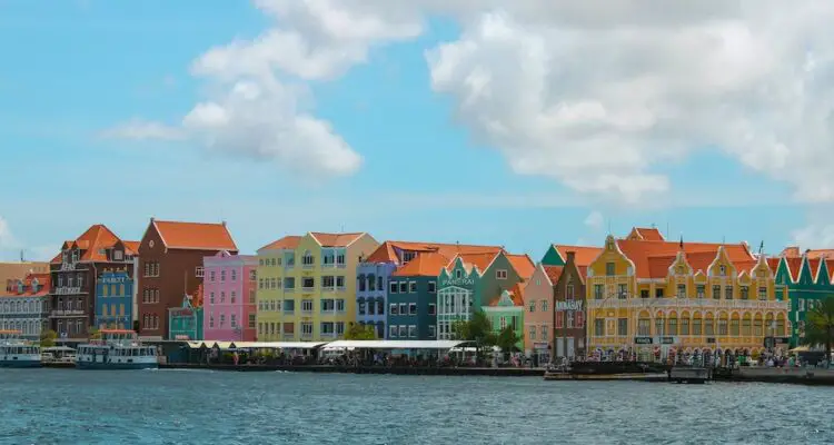 The 10 Best Neighborhoods In Willemstad, Curaçao