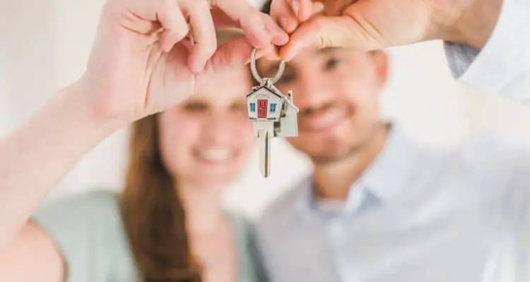 6 Essential Tips for First-Time Home Buyers