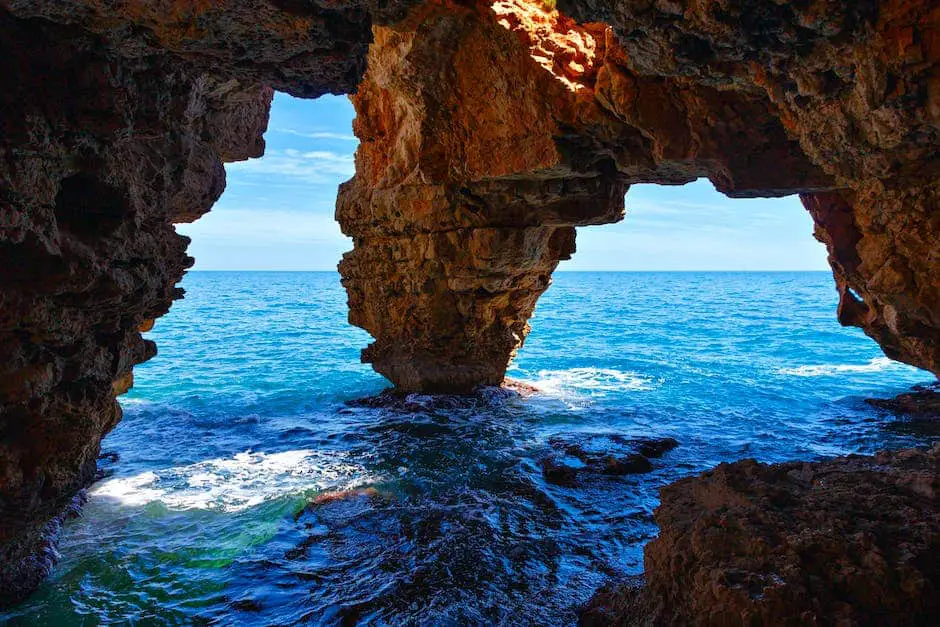 The 10 Best Neighborhoods in Alicante, Spain