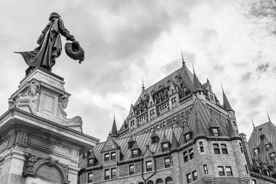 The 10 Best Neighborhoods in Quebec City, Canada