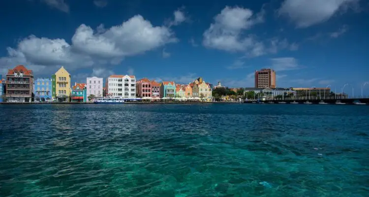 Willemstad Attractions: The 10 Best Tourist Attractions In Willemstad